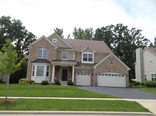 2027 Padua Dr, Elgin, IL 60123