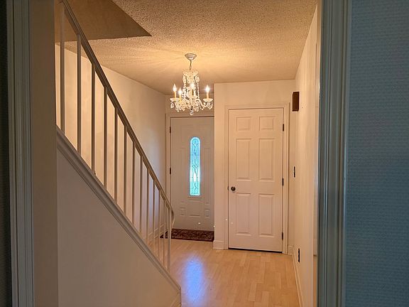 2nd image of 3283 Georgian Ct