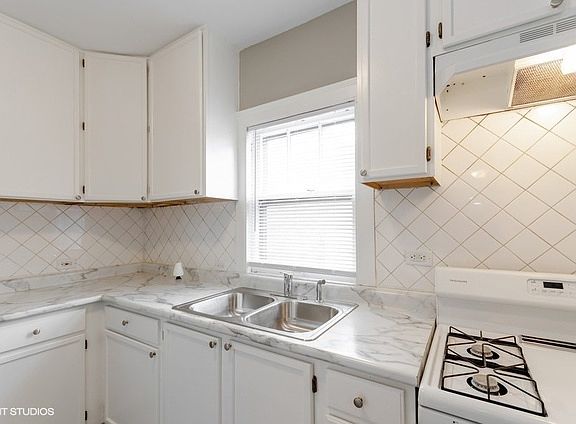 4th image of 13 E 140th Ct
