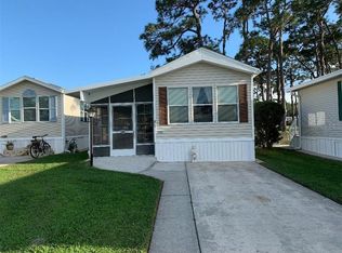 215 Crown Point Dr, Nokomis, FL 34275
