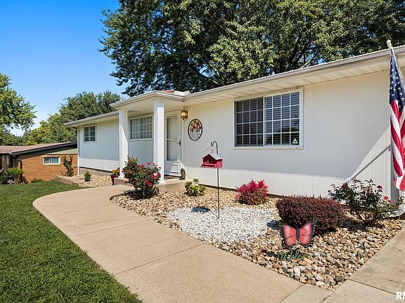 4th image of 201 Fenestra Ln