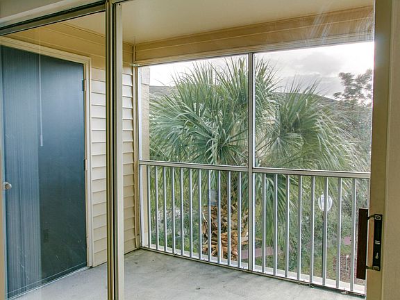 3rd image of 1949 Summer Club Dr APT 307