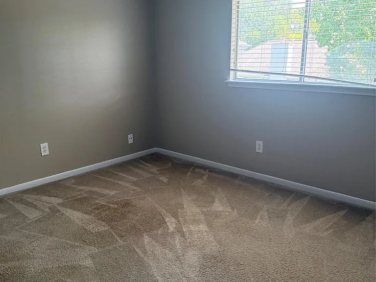 4727 Heritage Country Ln — Photo 5