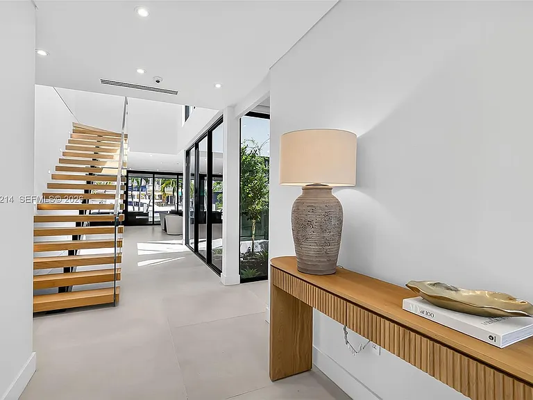 620 Solar Isle Dr — Photo 21