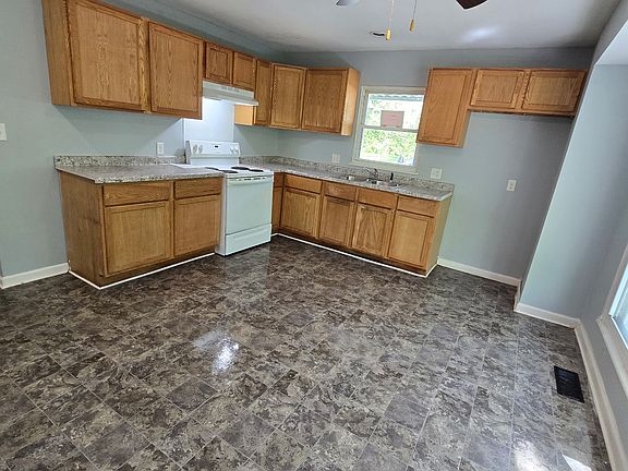 4th image of 1007 S 16th St