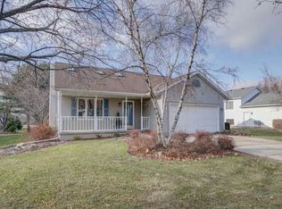 805 Whispering Way, Cottage Grove, WI 53527