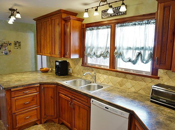5th image of 2815 Holly Pl