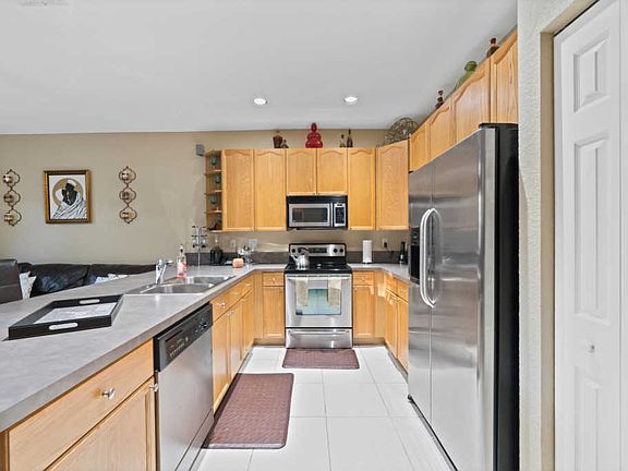 3rd image of 3982 Lake Tahoe Cir