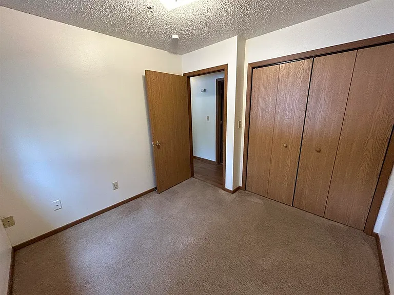 426 S Johnson St #C — Photo 9