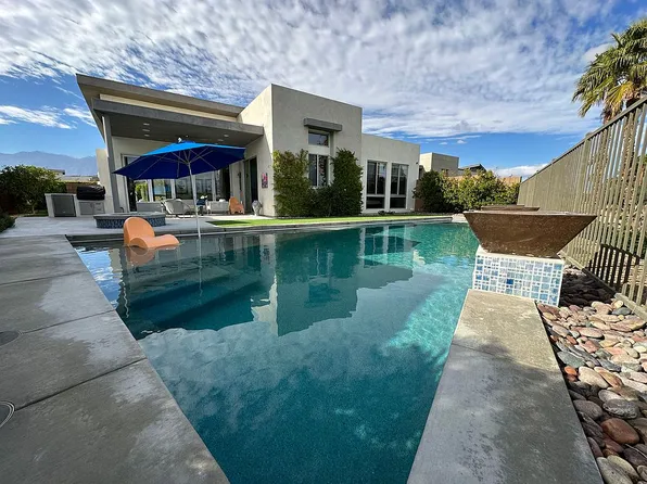 1140 Celadon St, Palm Springs, CA 92262