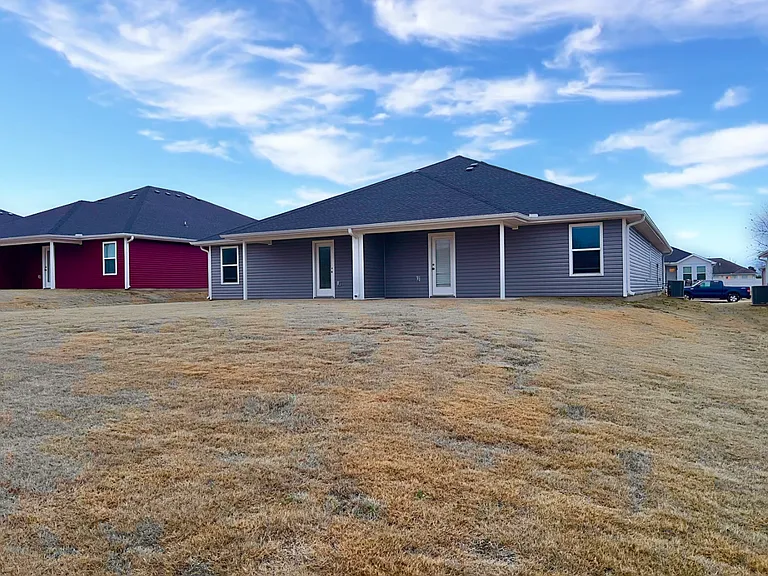 741 Short Leaf Ln — Photo 24