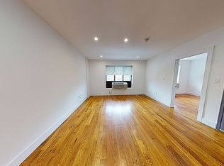 224 Vernon Ave #2F, Brooklyn, NY 11206