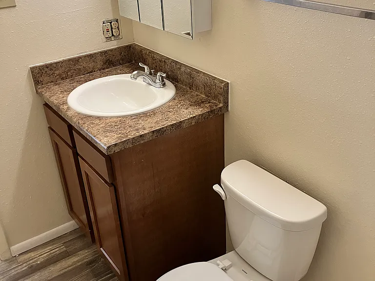 1917 Ridgecrest Dr SE #413 — Photo 9