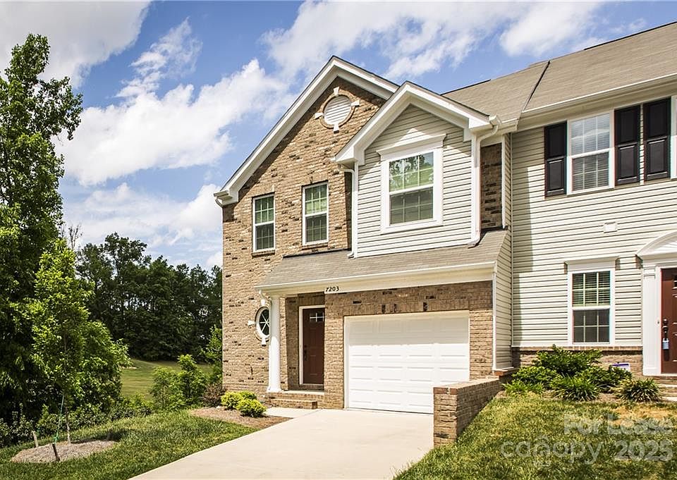 1st image of 7203 Gallery Pointe Ln