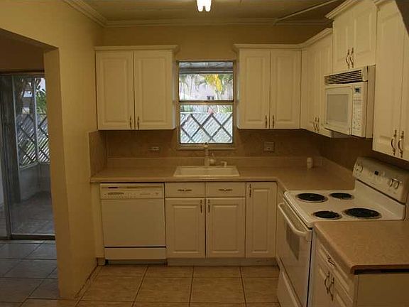2nd image of 5959 NW 25th Ct