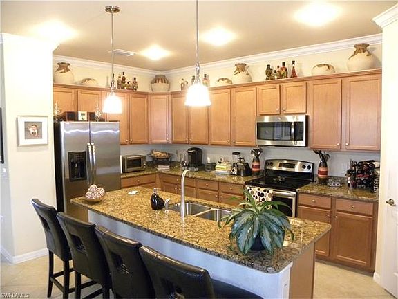 4th image of 14562 Lanier Ct