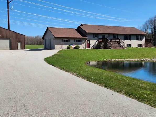 9648 Morgan River Rd, Oconto Falls, WI 54154