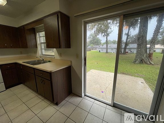 2nd image of 5742 NE 34th St