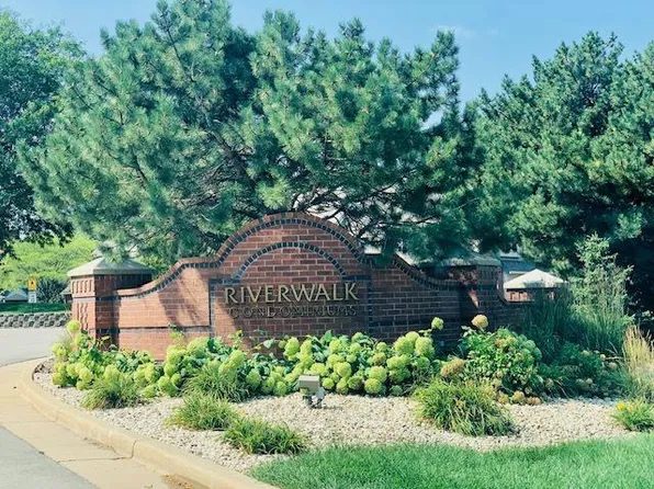 3120 South Toldt PARKWAY, West Allis, WI 53227