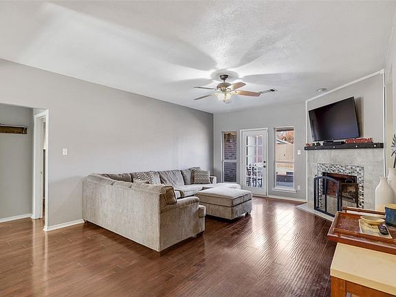 5th image of 2513 Doyle Dr