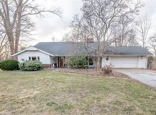9909 Knollwood Ridge Dr, Mentor, OH 44060