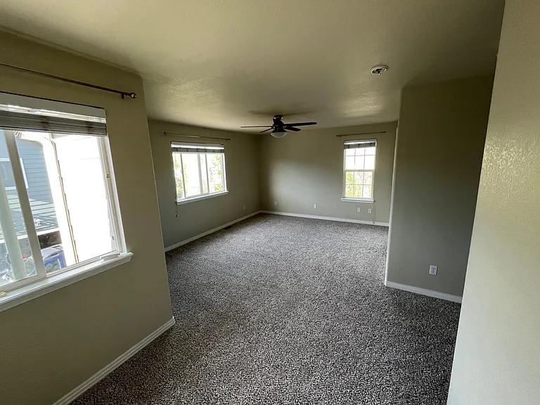 5658 W Center Ave — Photo 13