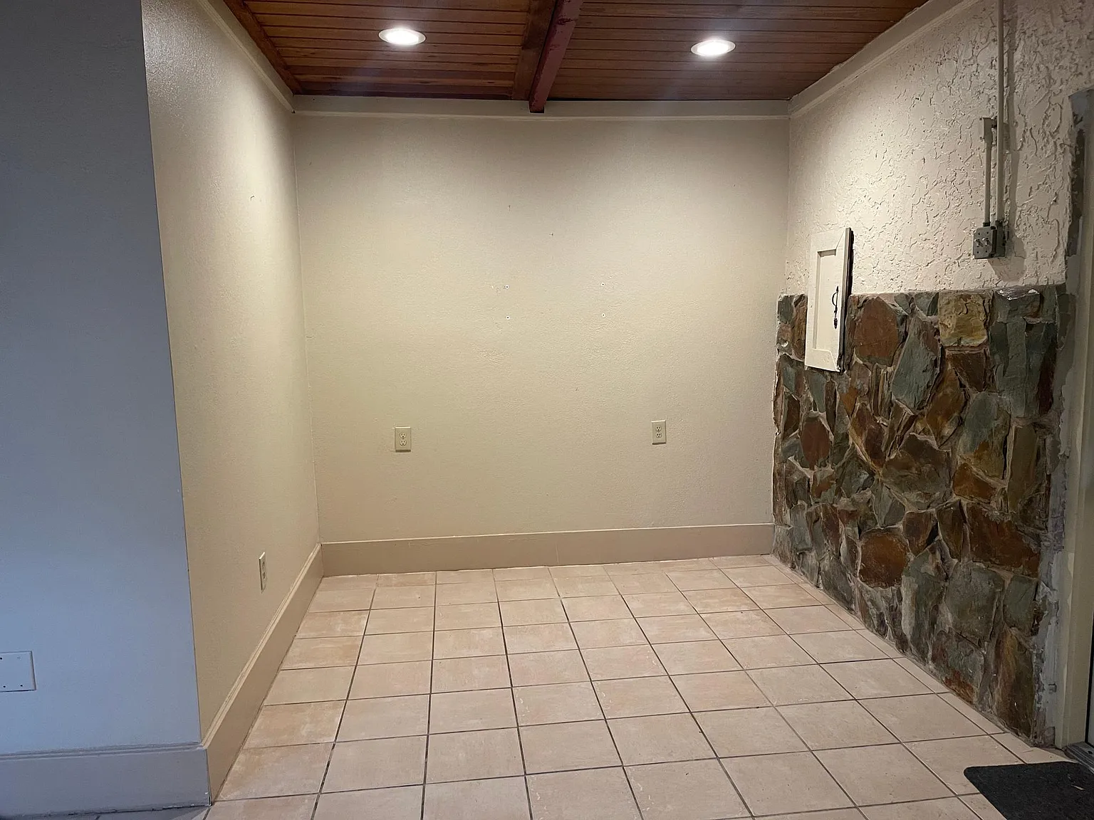 2 bed, 1134 sqft, $1,850 — Photo 4