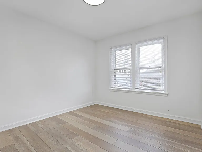 648 S Hague Ave — Photo 13