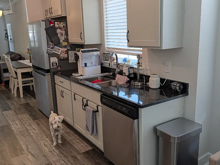 531 Farmstead Ln — Photo 5