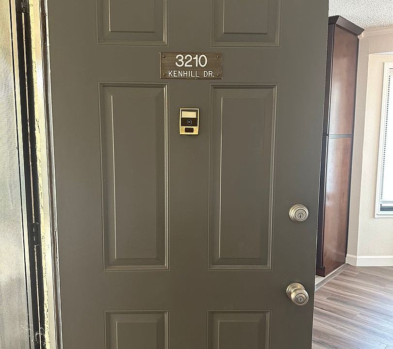 1st image of 3210 Kenhill Dr