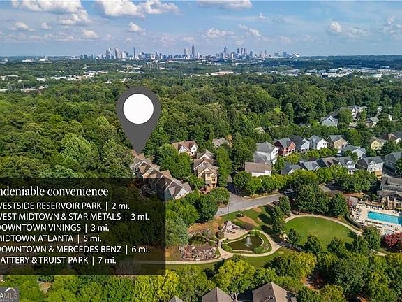 3rd image of 1513 Whitehead Blf NW