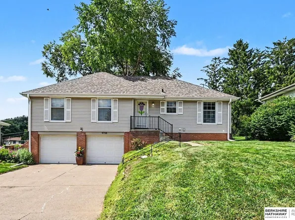9758 Cady Ave, Omaha, NE 68134