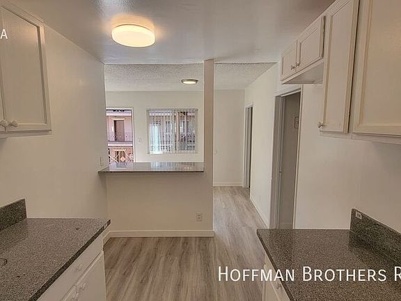 2nd image of 13113 Oxnard St #16A