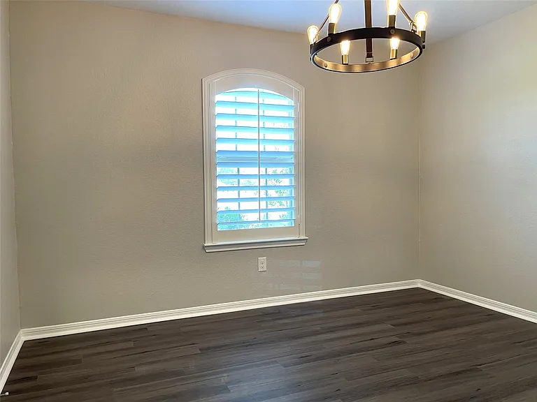 29127 Innes Park Pl — Photo 17