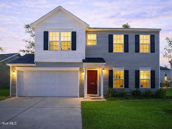 3rd image of 1439 Judith Drive SE