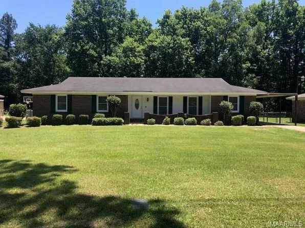 2103 Delanie Dr, Selma, AL 36701