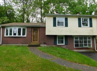 1401 Chestnut Grove Rd, Pottstown, PA 19464