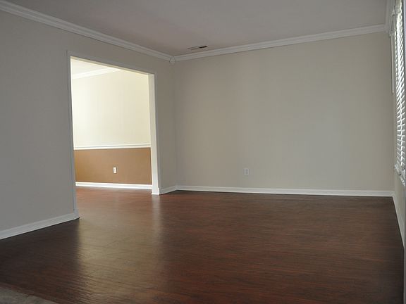 4th image of 1608 Ledge Hill Ct