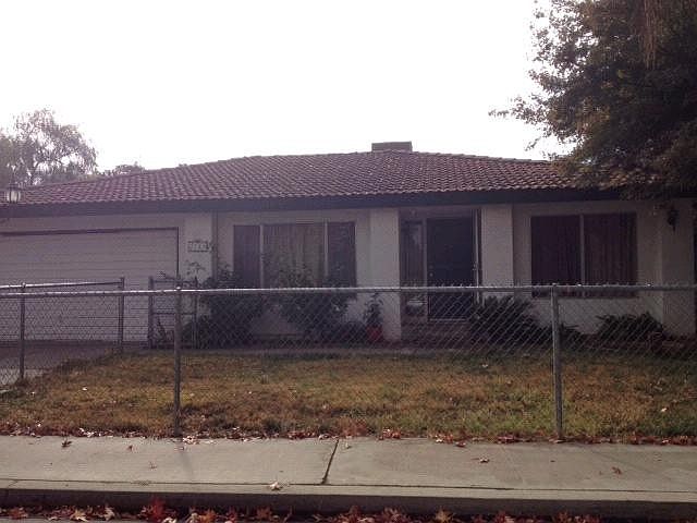 1st image of 2743 E Saint Johns Pkwy