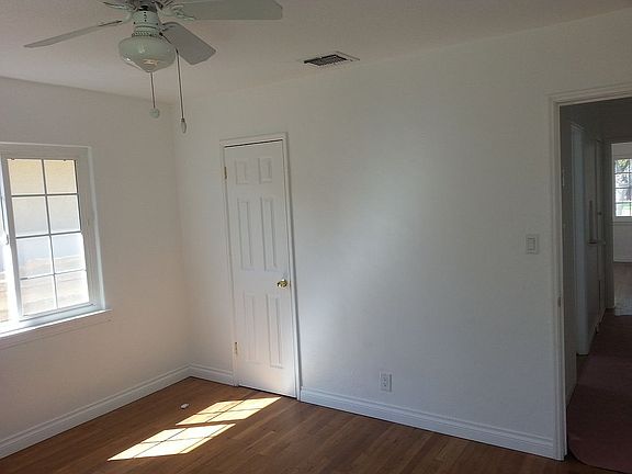 5th image of 935 W Fedora Ave
