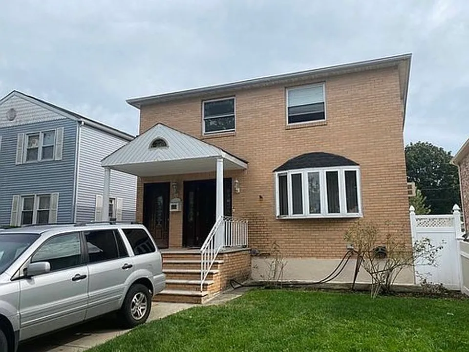 239-30 87th Ave #2