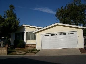 3rd image of 2494 Elderberry Dr