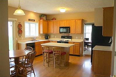 4th image of 7244 Summer Oak Dr