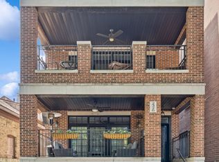 2326 N Greenview Ave #3, Chicago, IL 60614