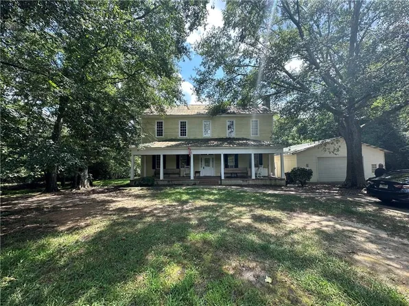 5011 Penfield Rd, Union Point, GA 30669