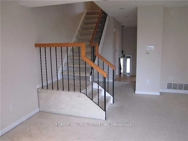 21 Red Maple Ct — Photo 6