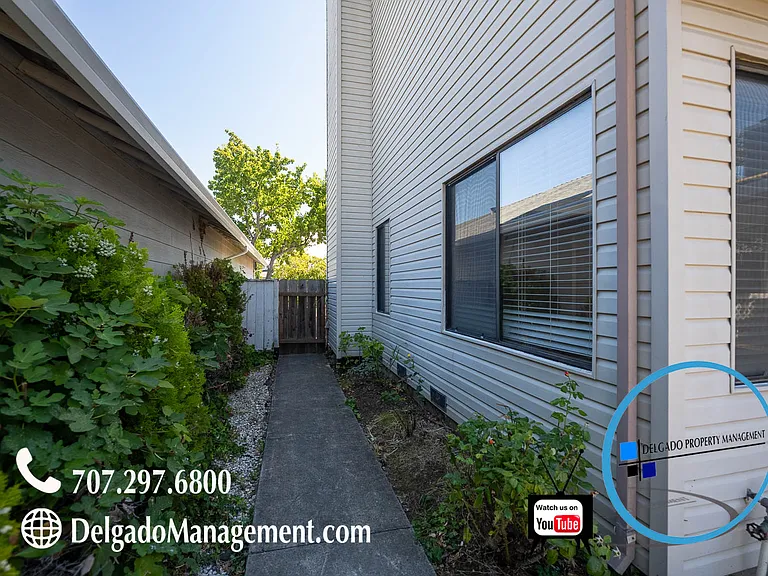 279 Flying Cloud Ct — Photo 30