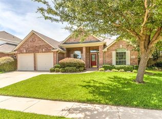 6502 Parkside Dr, Arlington, TX 76001