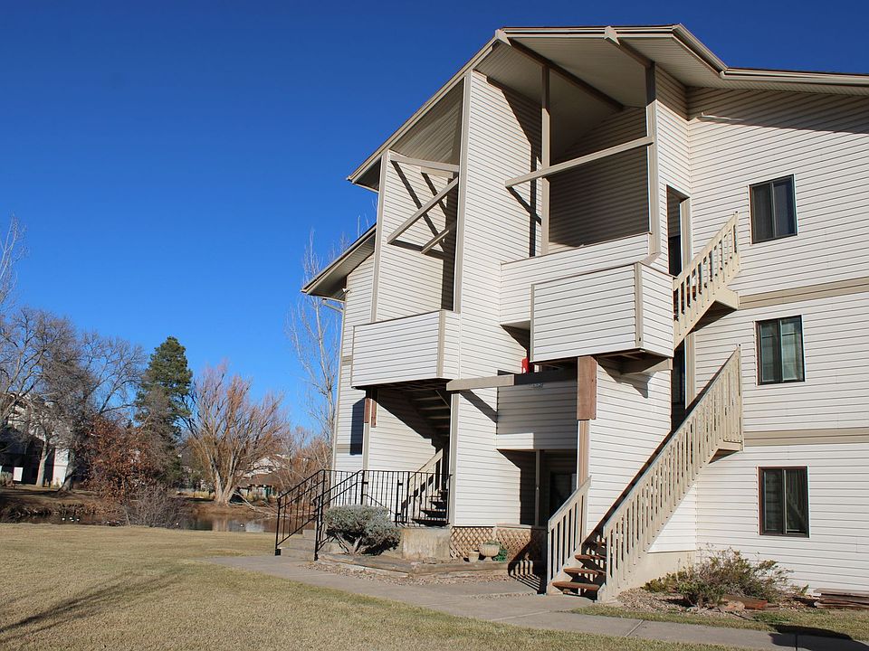 1st image of 1705 Heatheridge Rd Unit D103