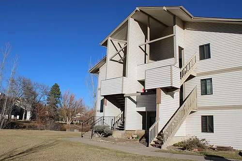 1705 Heatheridge Rd Photo 1